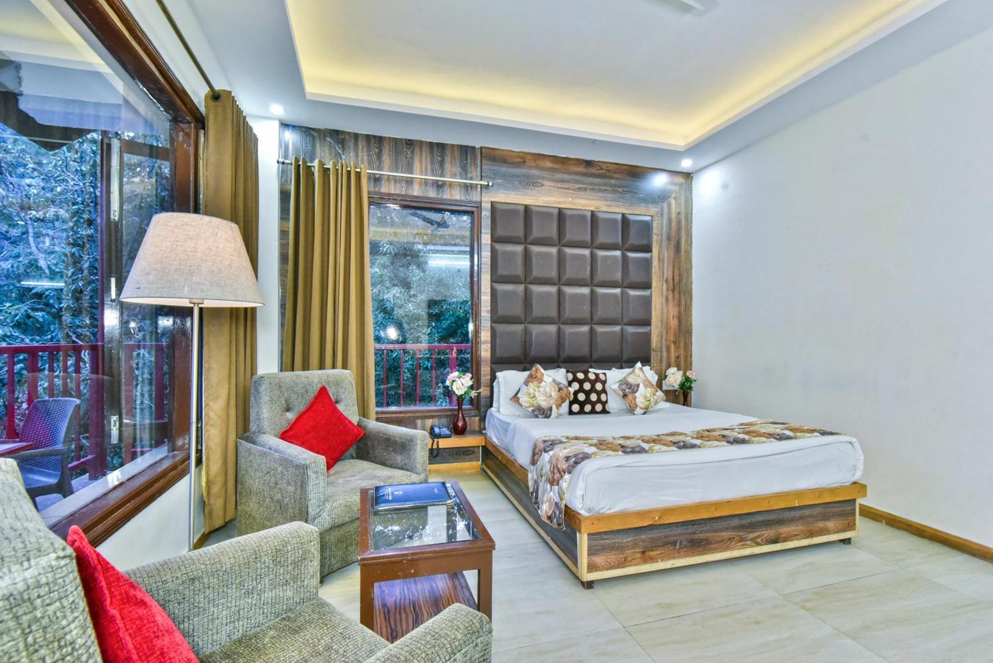 Bear Valley Resort Далхаузи Екстериор снимка