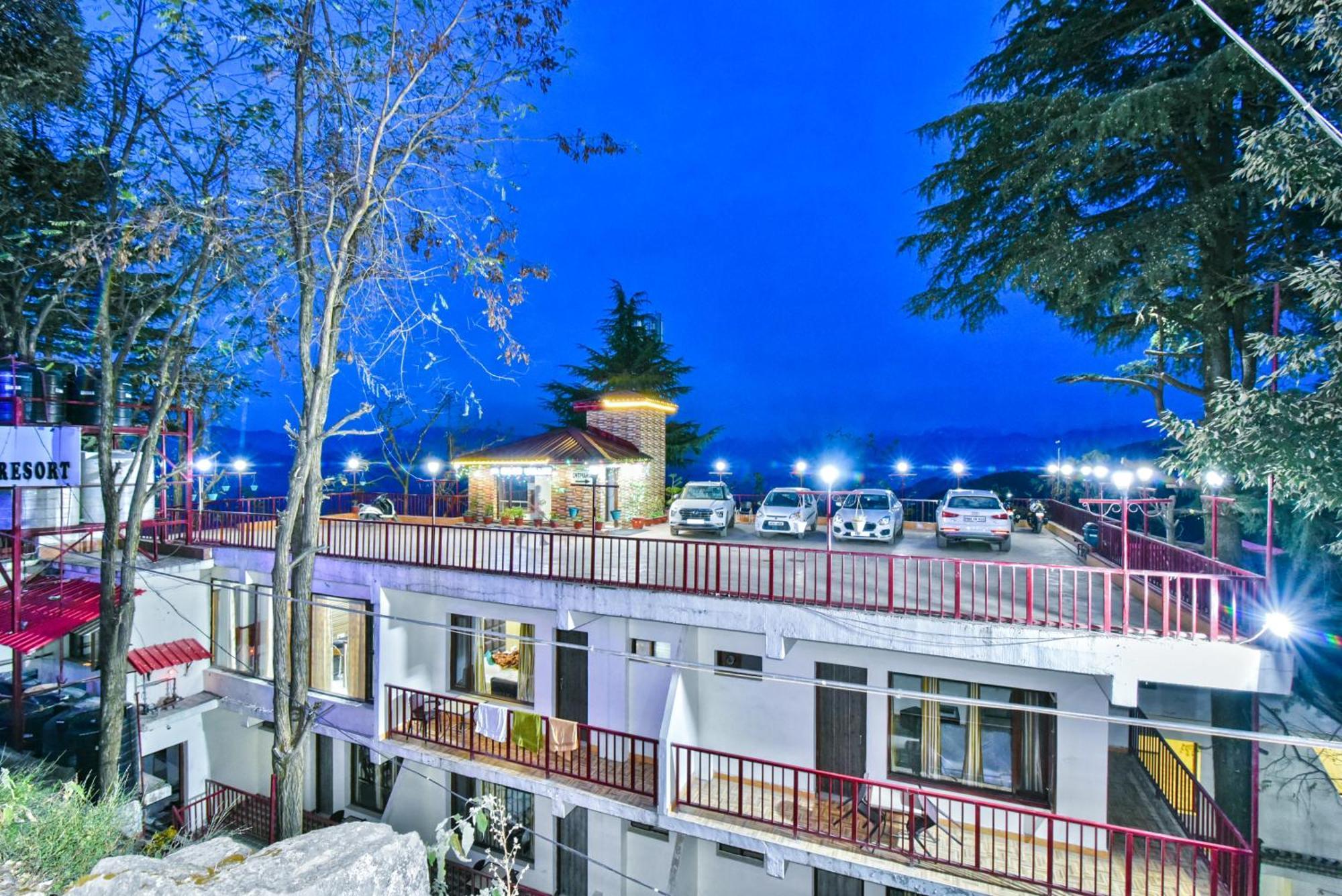Bear Valley Resort Далхаузи Екстериор снимка
